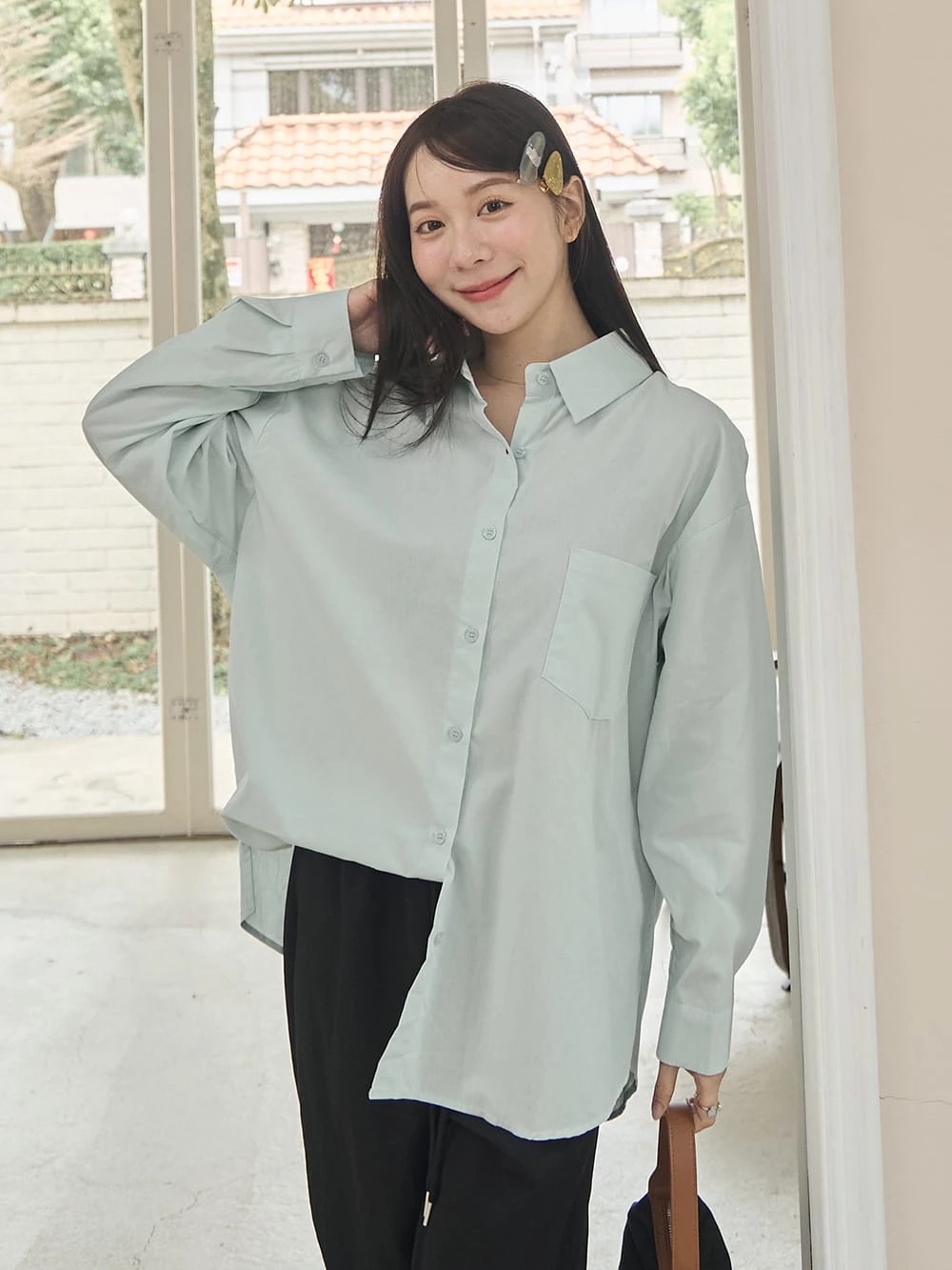 落肩無印寬鬆襯衫
