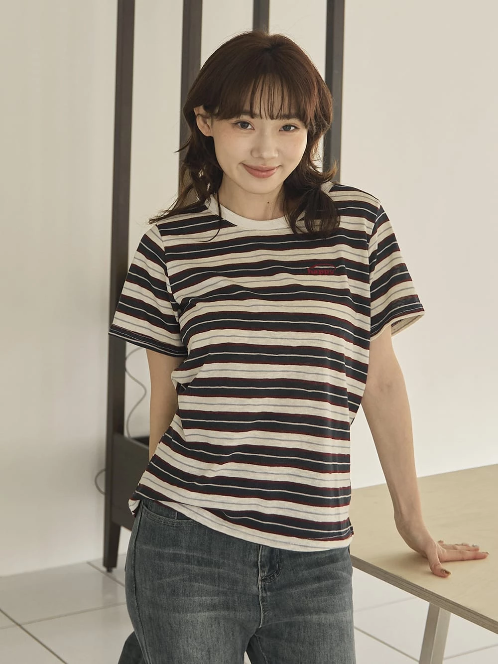 happy刺繡條紋上衣