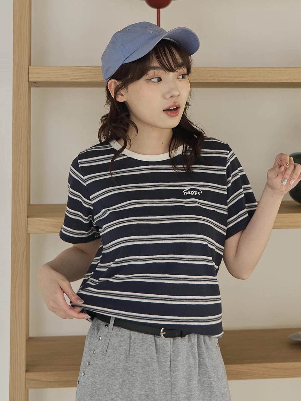 happy刺繡條紋上衣