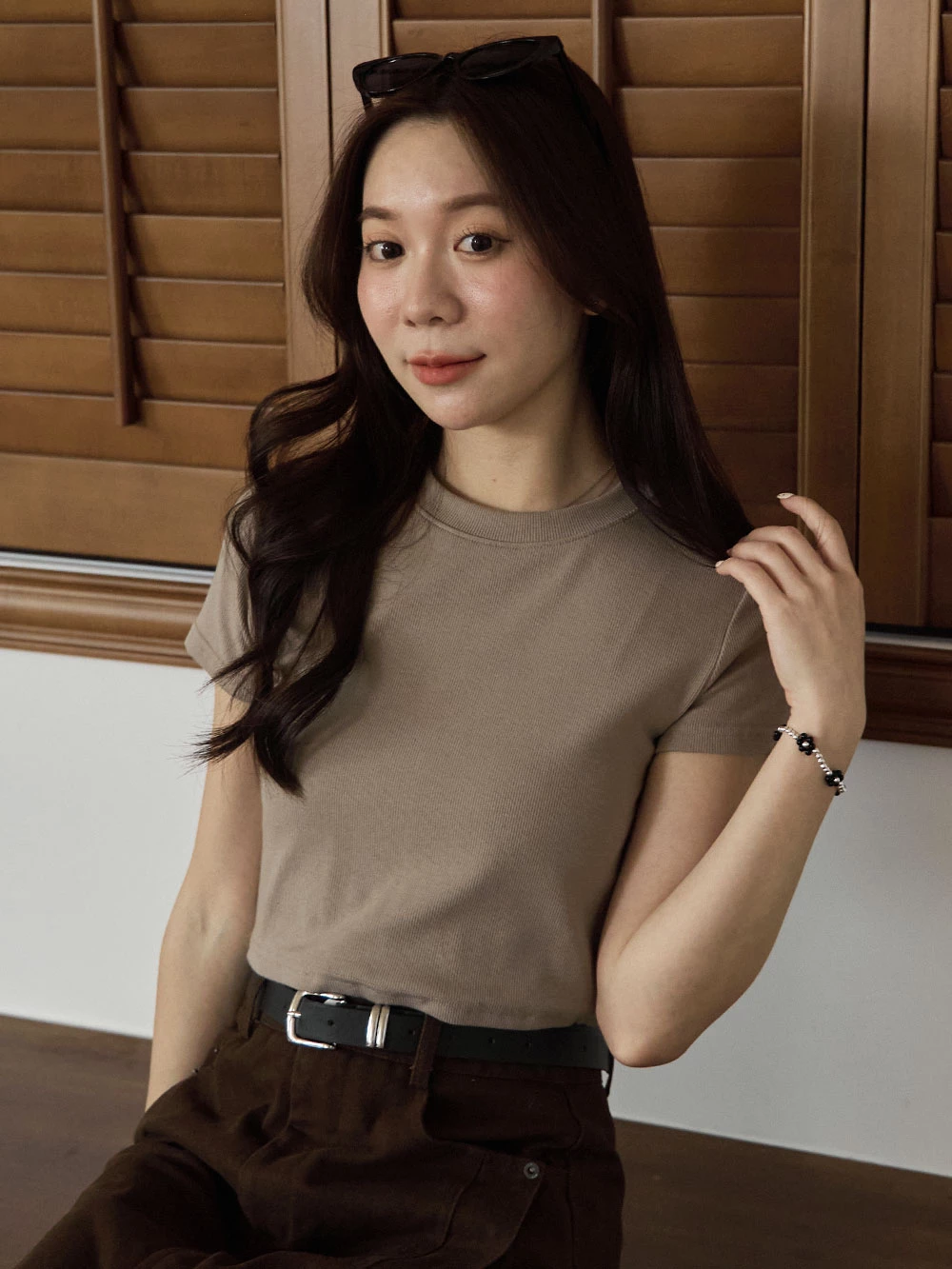 坑條短版圓領上衣