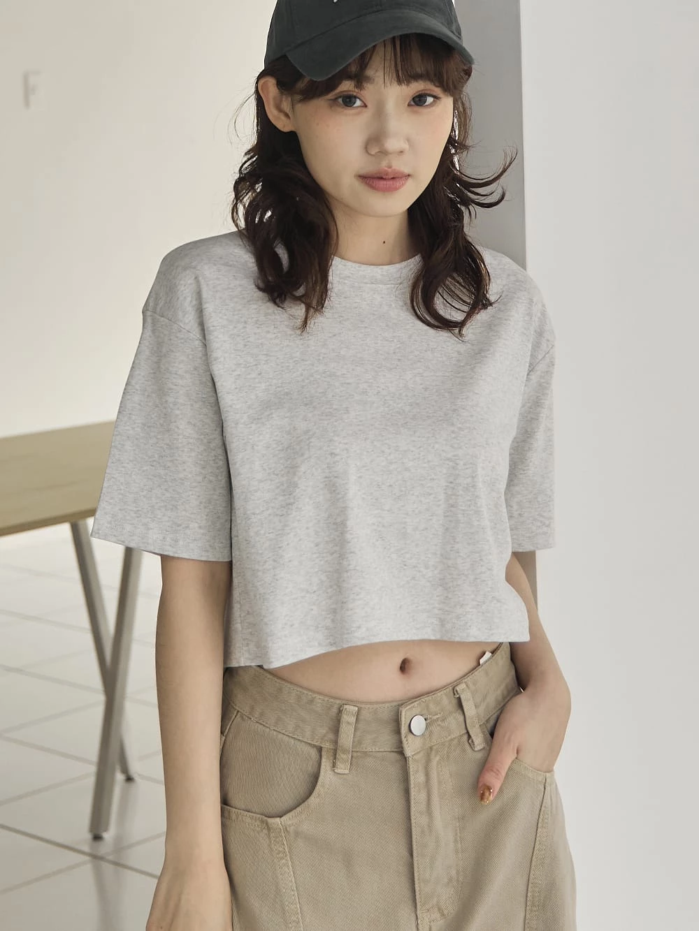 日常圓領短版上衣