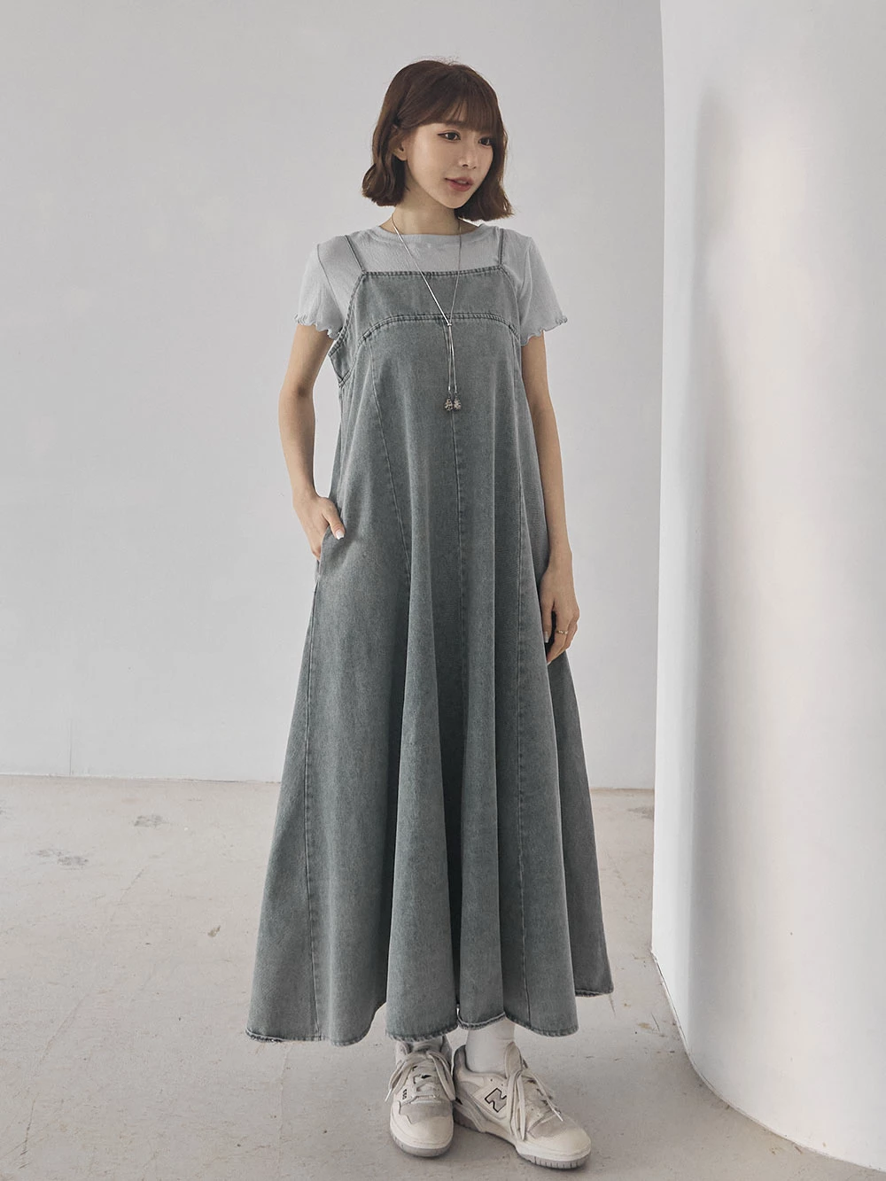 後鬆緊細肩牛仔洋裝