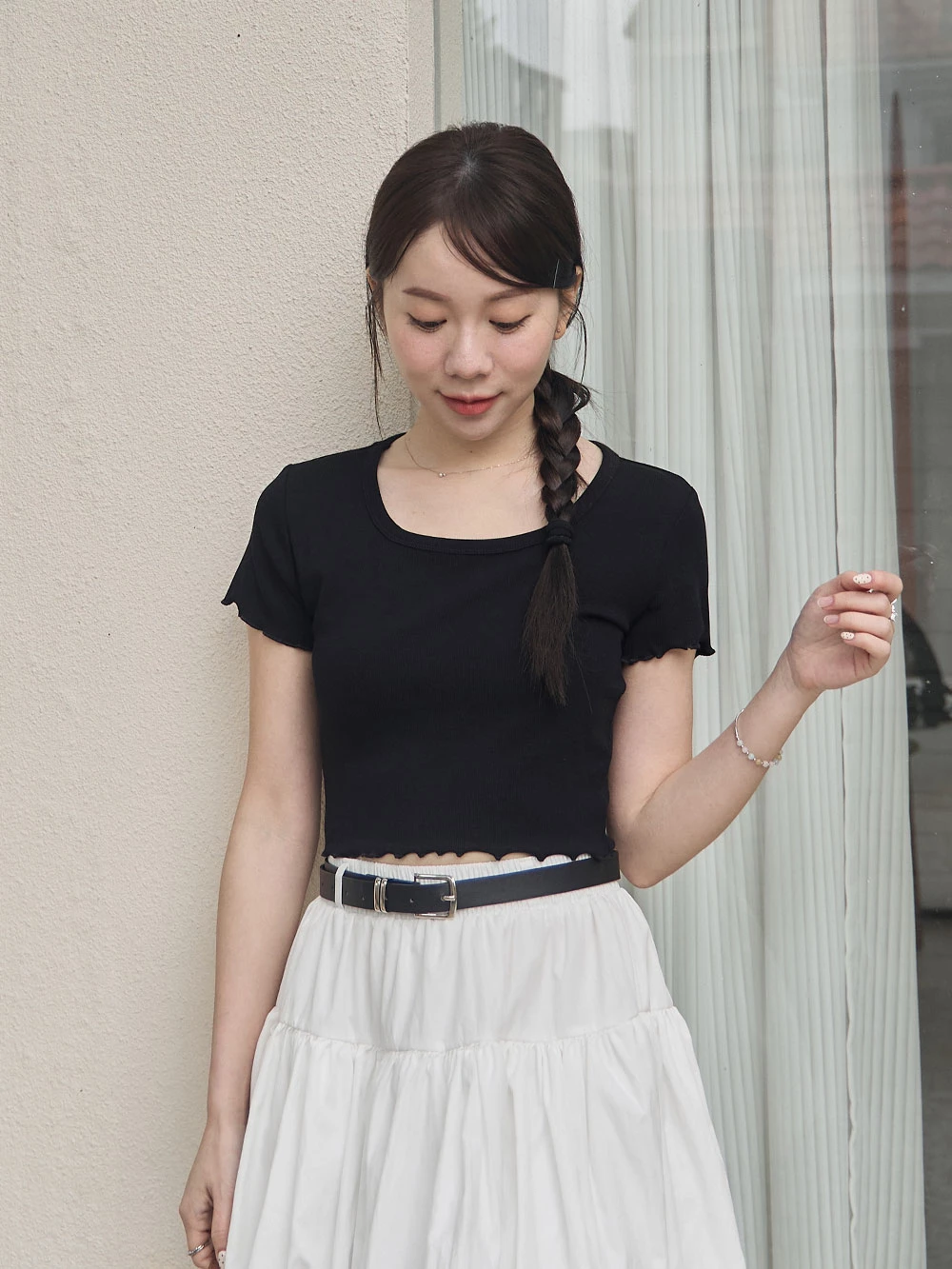 方領捲邊短版上衣