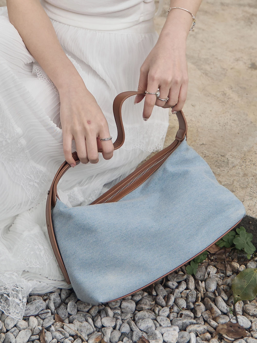 拼接牛仔撞色單肩包