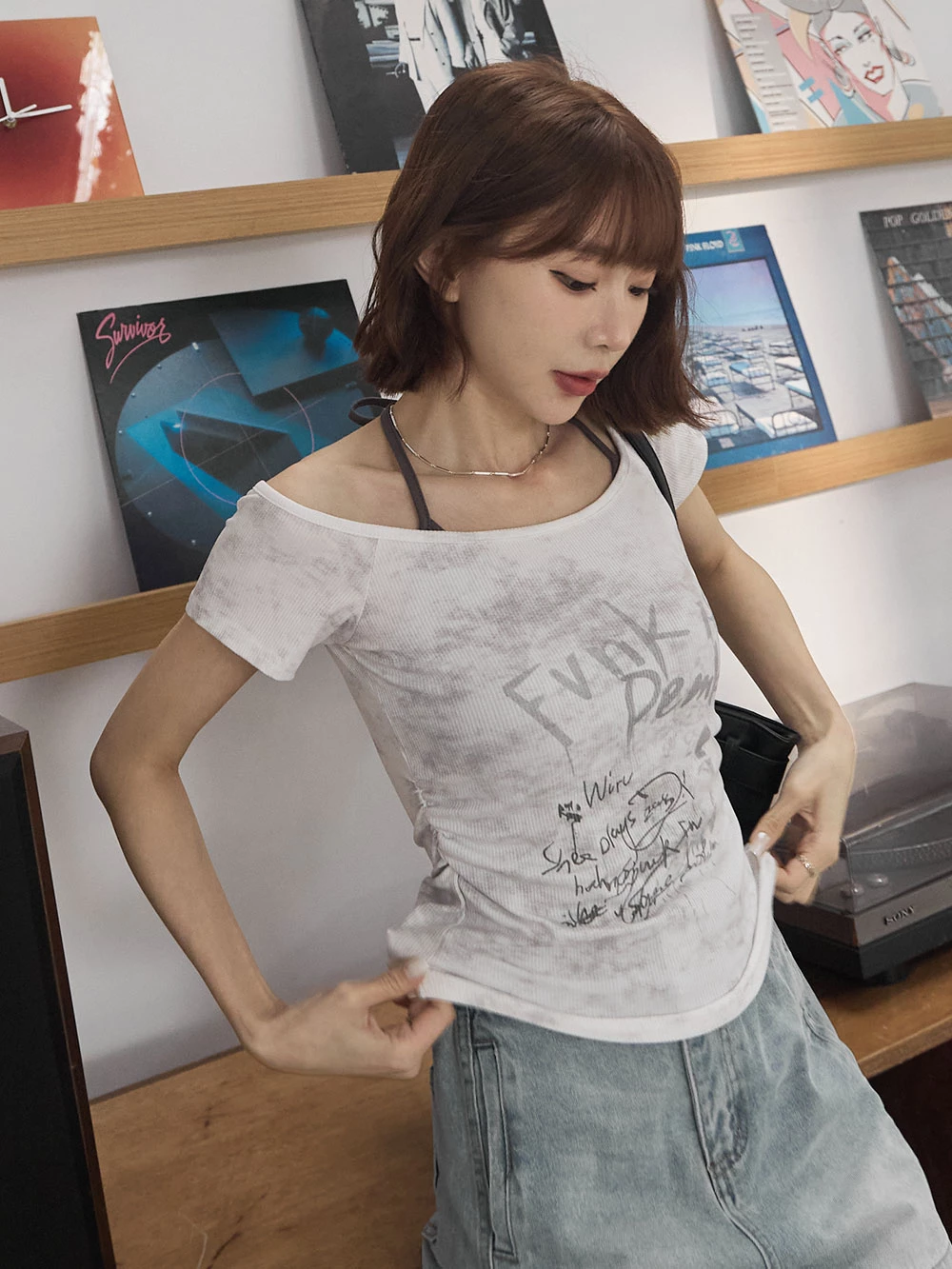 一字領印圖假兩件上衣