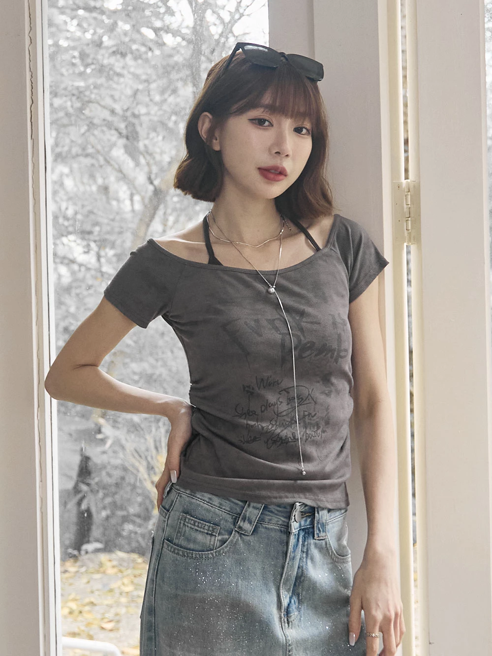 一字領印圖假兩件上衣