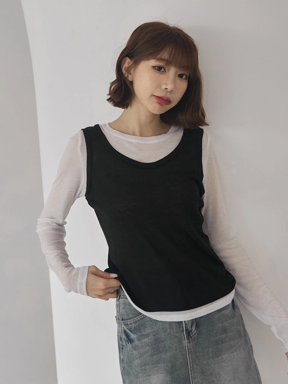 撞色圓領假兩件上衣