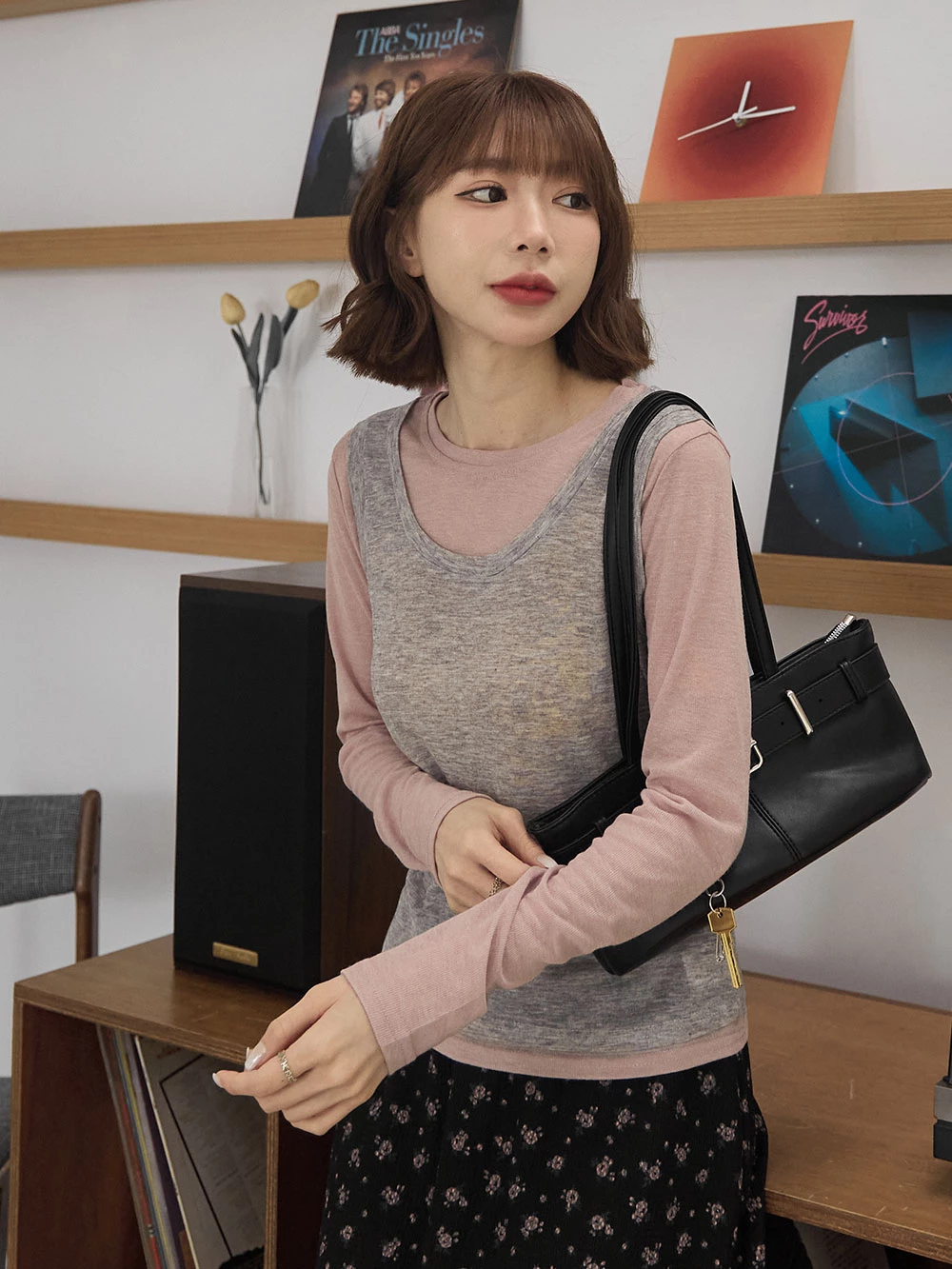 撞色圓領假兩件上衣