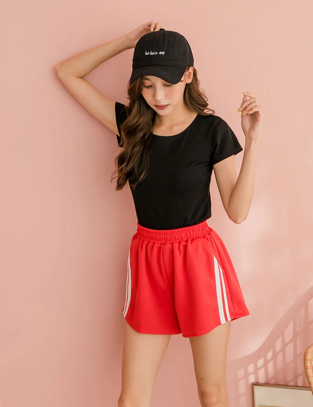 MIT-側拼雙條腰鬆緊防潑水短褲