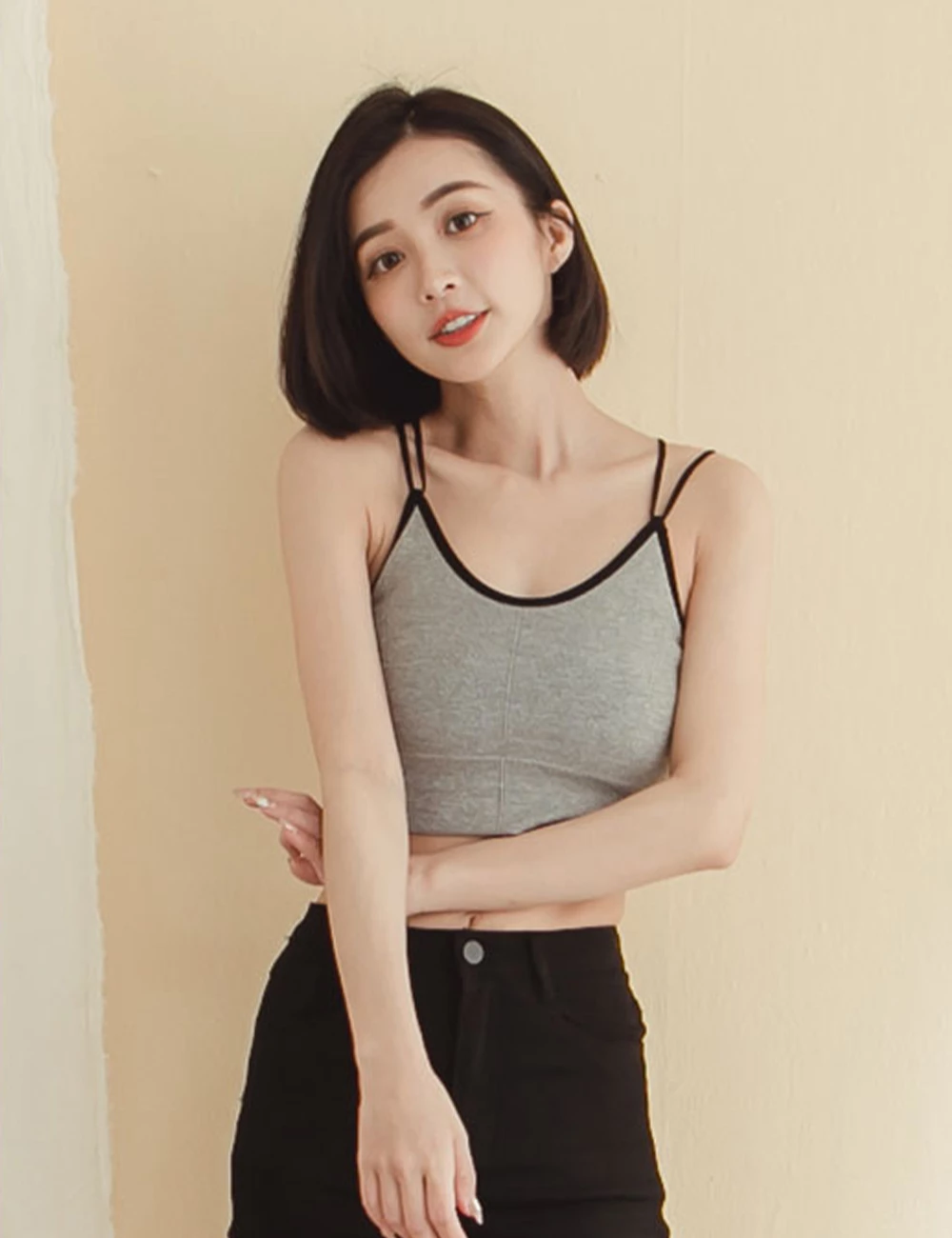 囤貨小可愛1.0 - 背交叉雙細肩胸墊背心