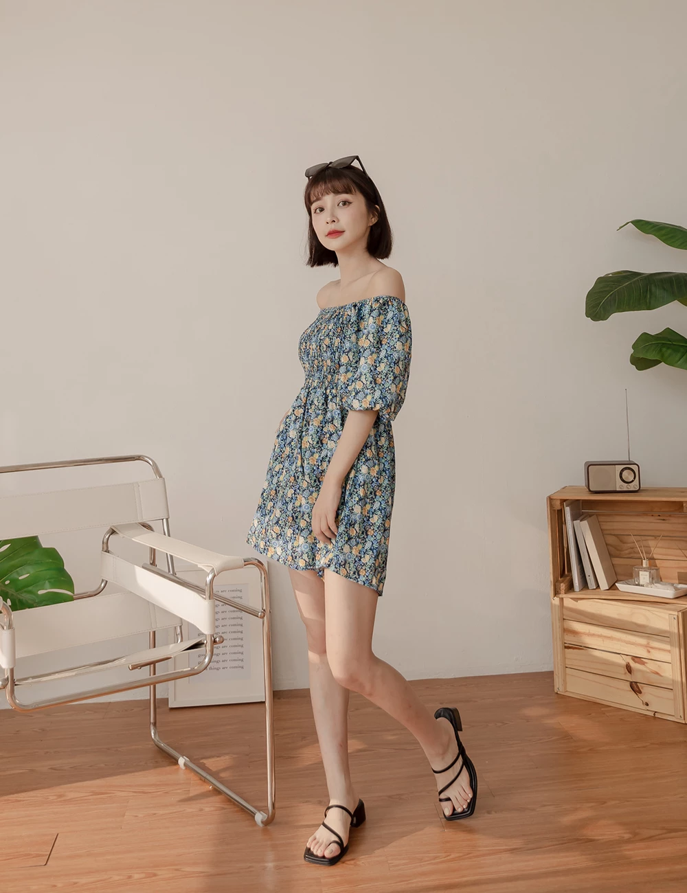 鬆緊領碎花連身短褲