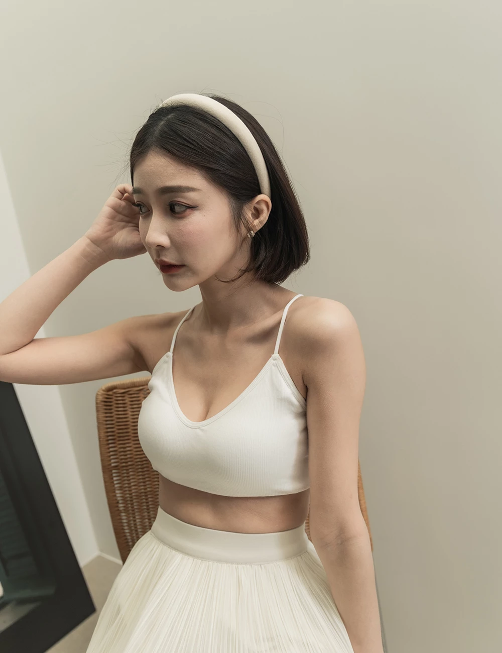 囤貨小可愛3.0 - 美背交叉半截細肩背心