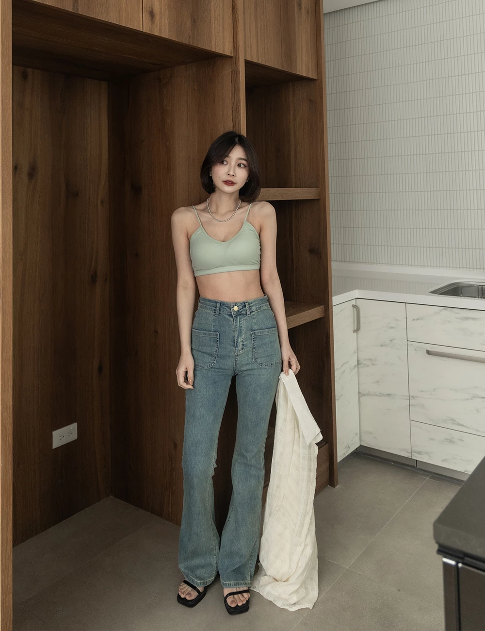 囤貨小可愛3.0 - 美背半截細肩背心