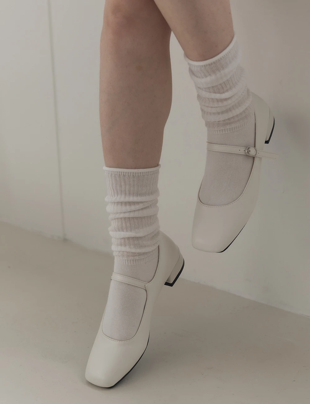 方頭一字釦瑪莉珍鞋