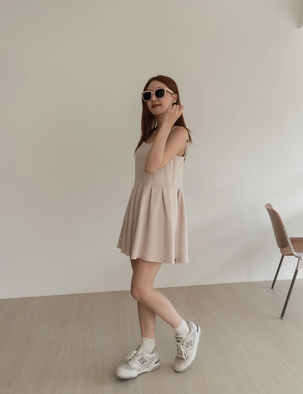 空氣棉細肩洋裝