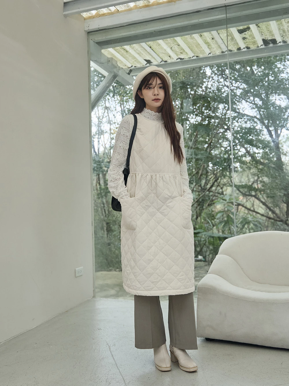 鋪棉菱格壓紋無袖洋裝