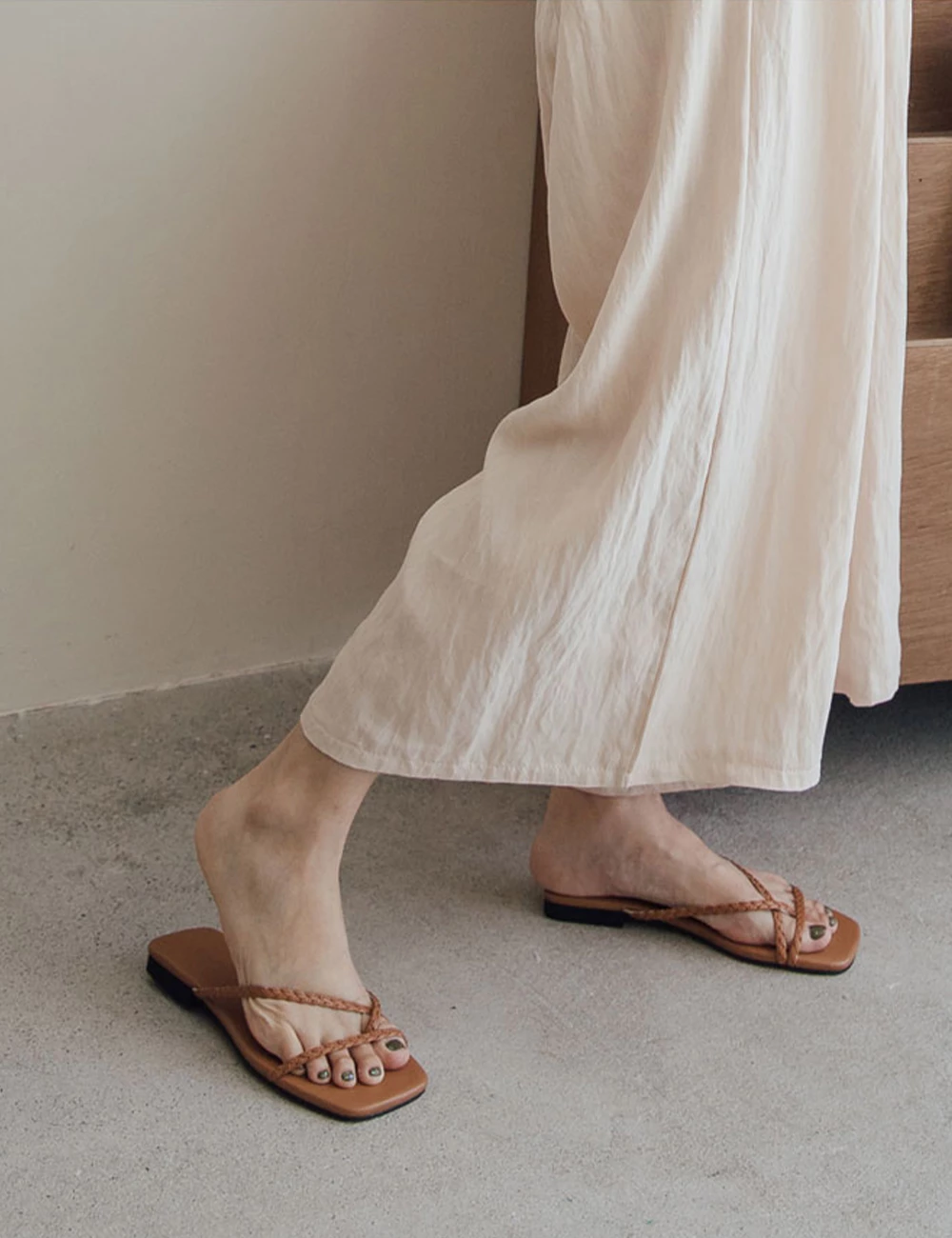 正韓-編織細帶拖鞋