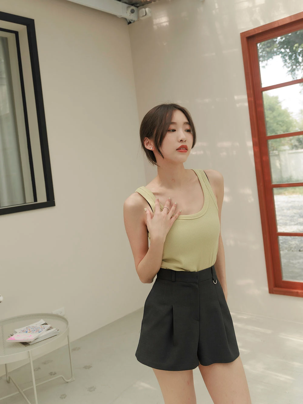 完美比例釦環西裝短褲