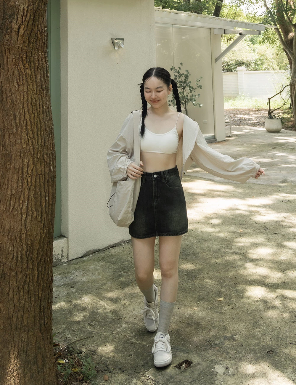 正韓-輕薄抽繩連帽外套